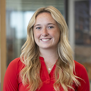 Headshot of Julia Wilson 