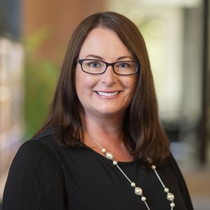 Headshot of Jennifer Heinz-Zahner